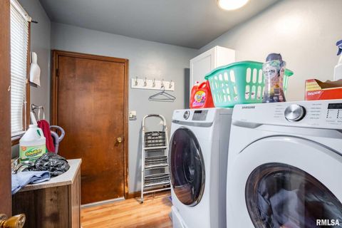 Tiny photo for 902 FAIRLANE Drive, Marion, IL 62959 (MLS # QC4269228)