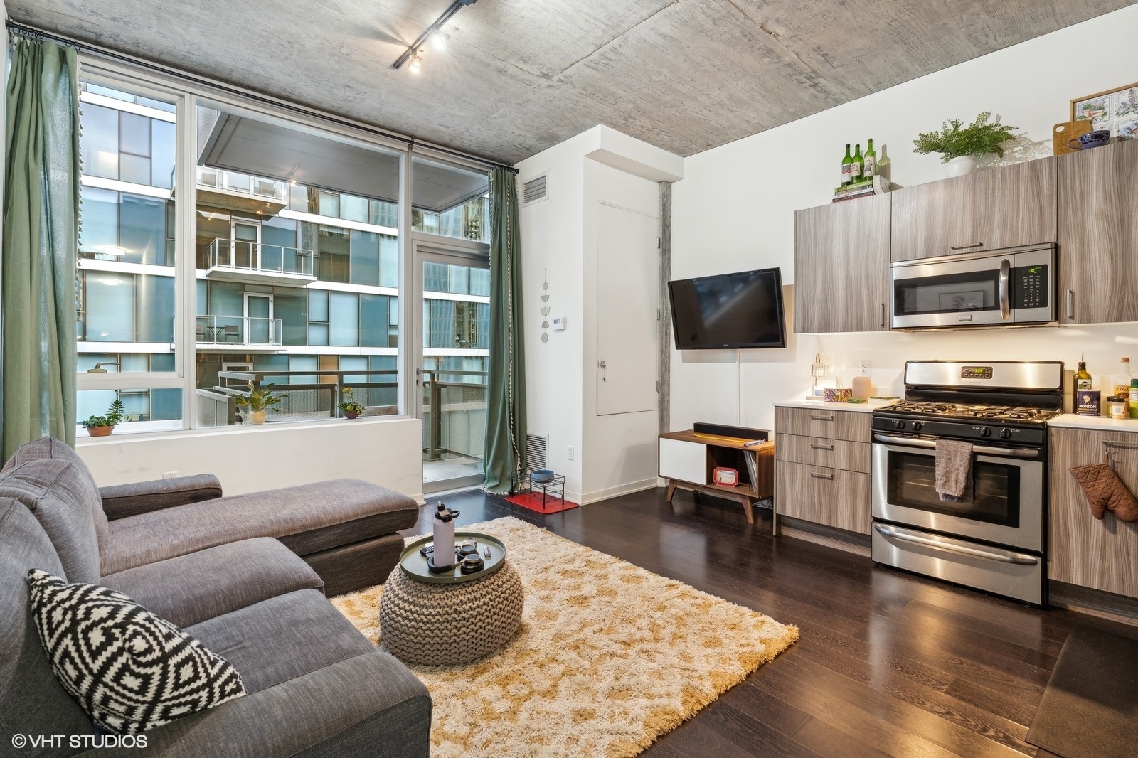 1345 S Wabash Avenue 1408