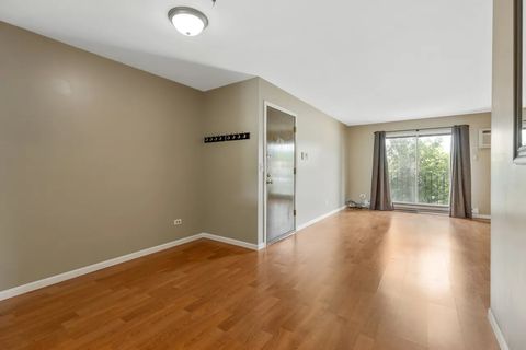 Tiny photo for 175 N Waters Edge Drive #201, Glendale Heights, IL 60139 (MLS # 12507345)