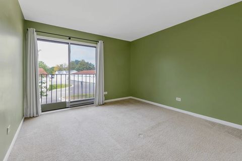 Tiny photo for 175 N Waters Edge Drive #201, Glendale Heights, IL 60139 (MLS # 12507345)