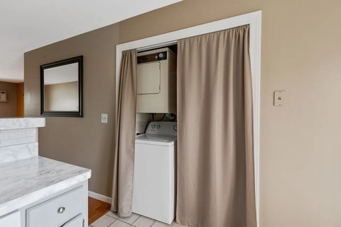 Tiny photo for 175 N Waters Edge Drive #201, Glendale Heights, IL 60139 (MLS # 12507345)