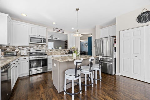 Tiny photo for 1863 Lake Bluff Lane, Pingree Grove, IL 60140 (MLS # 12647321)