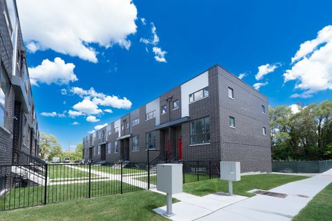 Photo of 2631 S Throop Street #E, Chicago, IL 60608 (MLS # 12603933)