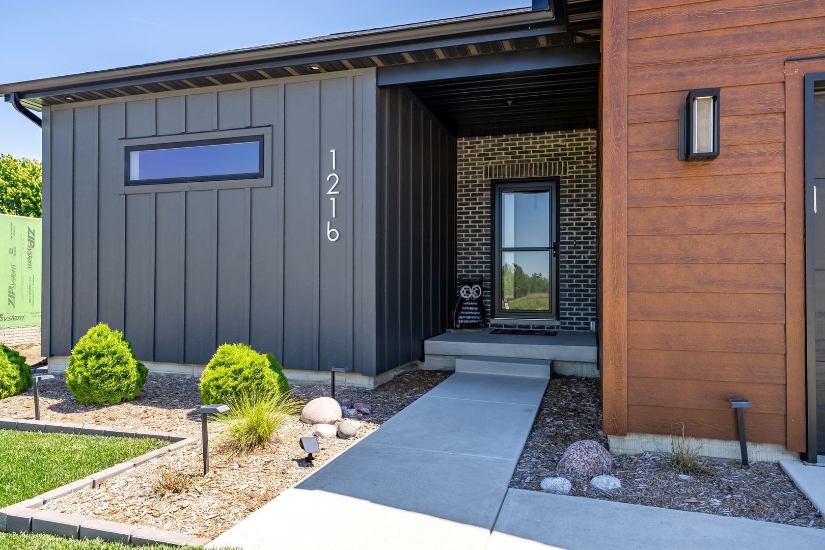 1216 Granite Way