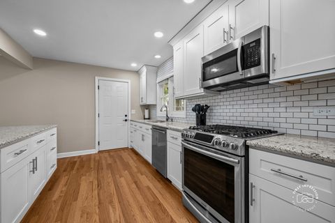 Tiny photo for 325 Hemlock Lane, Naperville, IL 60540 (MLS # 12642719)