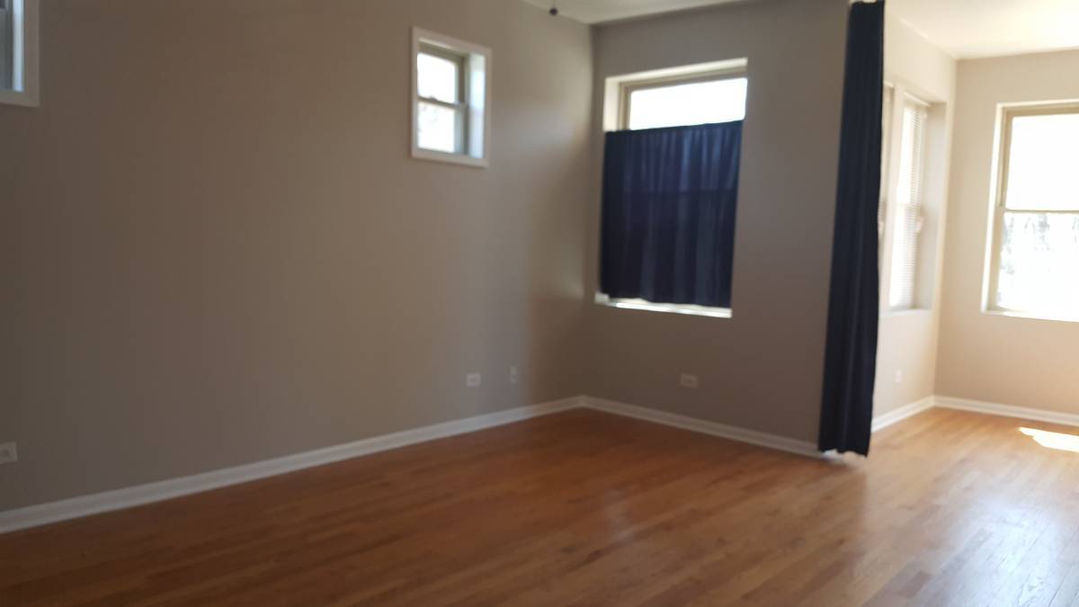3300 W Cullom Avenue 1