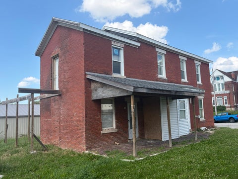Tiny photo for 431 N 5th Street, Quincy, IL 62301 (MLS # 12694025)