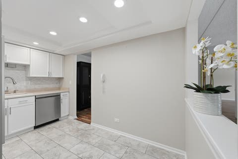 Tiny photo for 1480 Jefferson Street #202, Des Plaines, IL 60016 (MLS # 12735171)