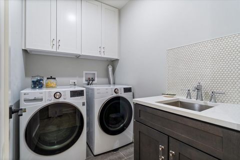 Tiny photo for 2625 N Wilton Avenue #1, Chicago, IL 60614 (MLS # 12537549)