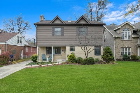 A home in La Grange Park