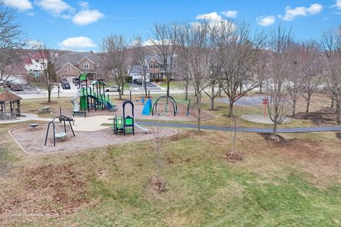 Tiny photo for 716 Ayers Street, Bolingbrook, IL 60440 (MLS # 12535970)