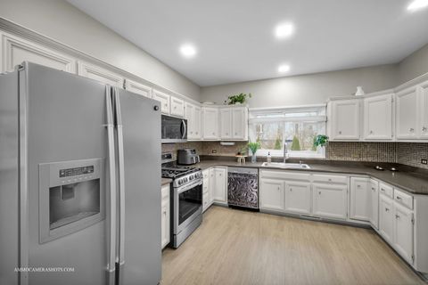 Tiny photo for 716 Ayers Street, Bolingbrook, IL 60440 (MLS # 12535970)