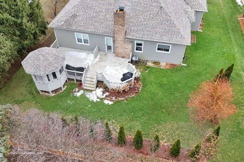 Tiny photo for 716 Ayers Street, Bolingbrook, IL 60440 (MLS # 12535970)