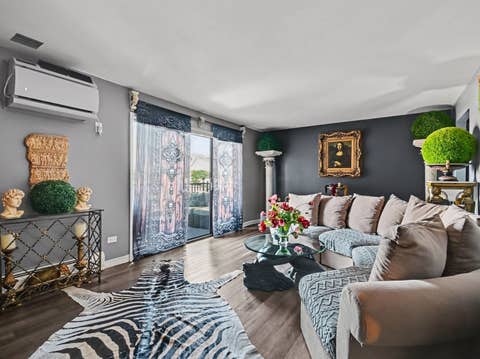 Tiny photo for 9520 Mayfield Avenue #N209, Oak Lawn, IL 60453 (MLS # 12720634)