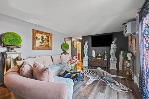 Tiny photo for 9520 Mayfield Avenue #N209, Oak Lawn, IL 60453 (MLS # 12720634)