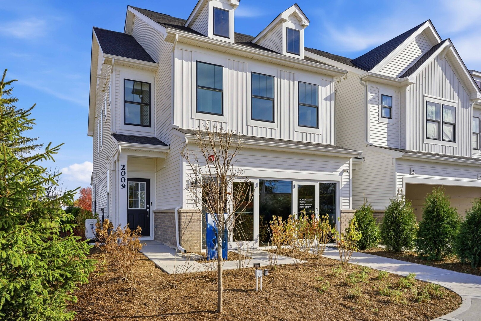 2025 Kensington Lane 03002