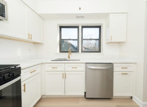 Tiny photo for 444 Washington Boulevard #404, Oak Park, IL 60302 (MLS # 12567487)