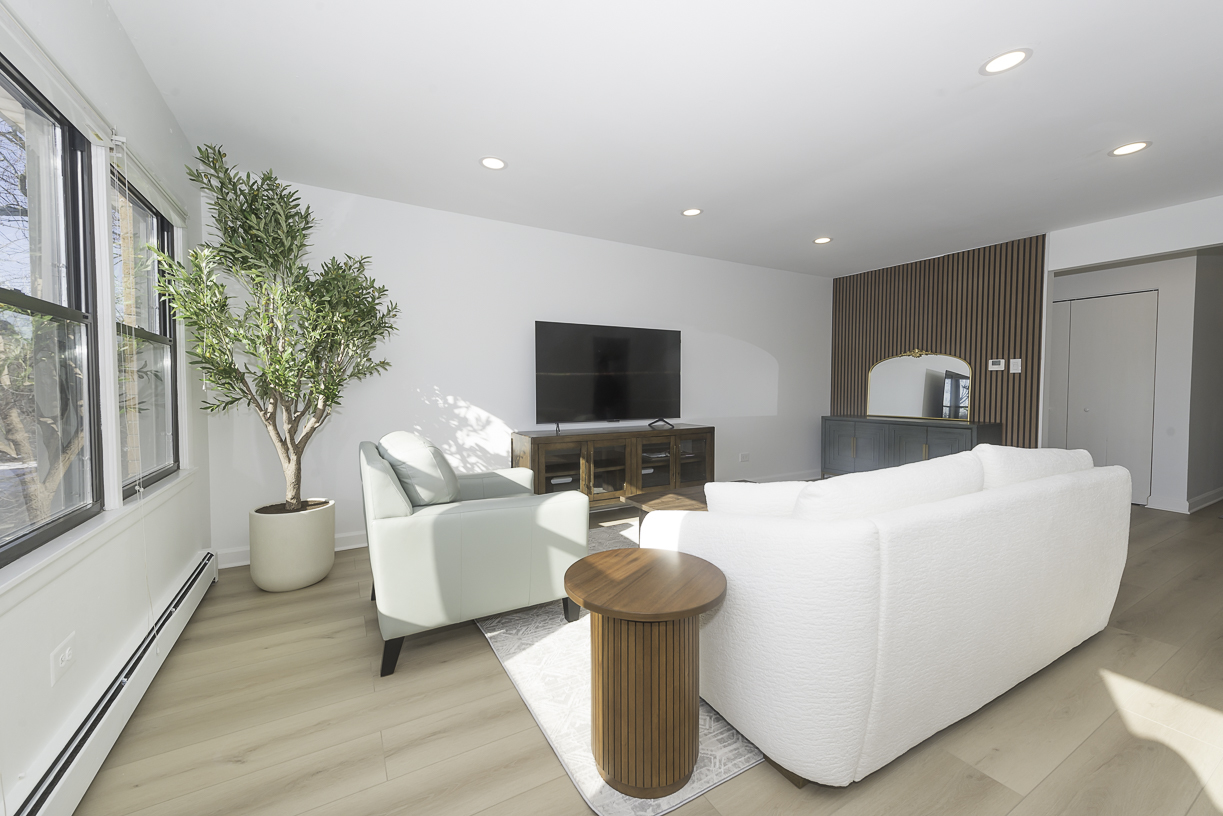 444 Washington Boulevard 404