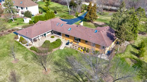 Tiny photo for 21900 N Rainbow Road, Deer Park, IL 60010 (MLS # 12596975)