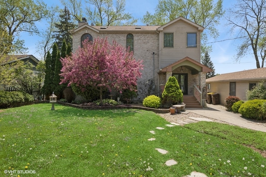 1311 W Northeast Shore Drive