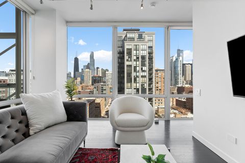 Tiny photo for 653 N Kingsbury Street #1405, Chicago, IL 60654 (MLS # 12626203)