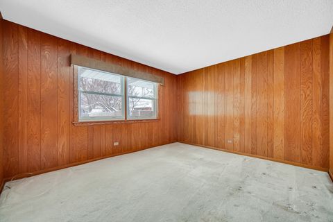 Tiny photo for 9620 S Keeler Avenue S, Oak Lawn, IL 60453 (MLS # 12525612)