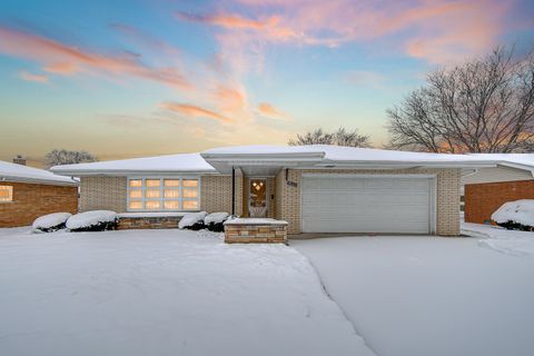 Photo of 9620 S Keeler Avenue S, Oak Lawn, IL 60453 (MLS # 12525612)