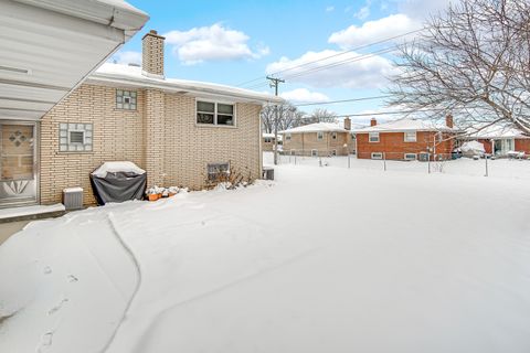 Tiny photo for 9620 S Keeler Avenue S, Oak Lawn, IL 60453 (MLS # 12525612)