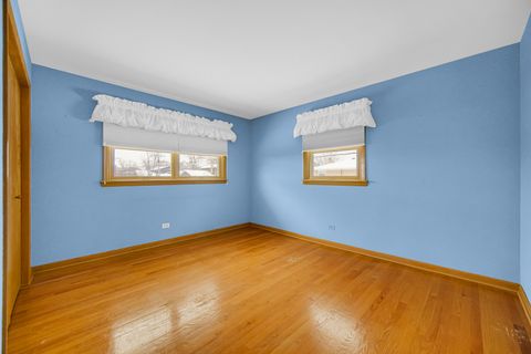 Tiny photo for 9620 S Keeler Avenue S, Oak Lawn, IL 60453 (MLS # 12525612)