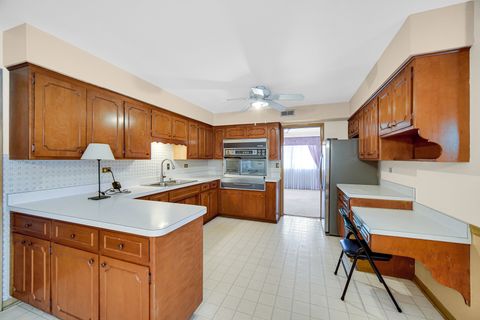 Tiny photo for 9620 S Keeler Avenue S, Oak Lawn, IL 60453 (MLS # 12525612)