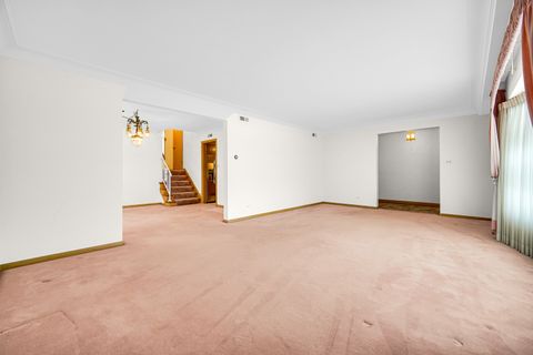 Tiny photo for 9620 S Keeler Avenue S, Oak Lawn, IL 60453 (MLS # 12525612)