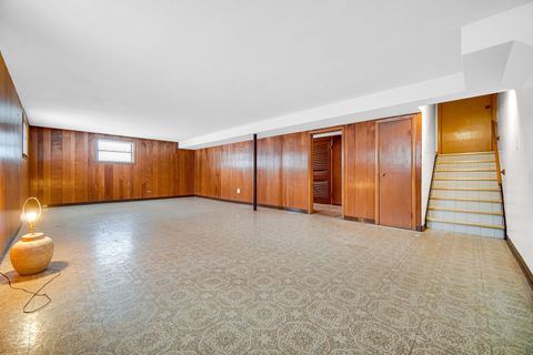 Tiny photo for 9620 S Keeler Avenue S, Oak Lawn, IL 60453 (MLS # 12525612)