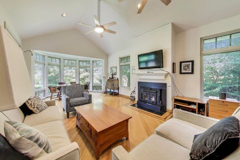 Tiny photo for 1295 Sunview Lane, Winnetka, IL 60093 (MLS # 12470735)