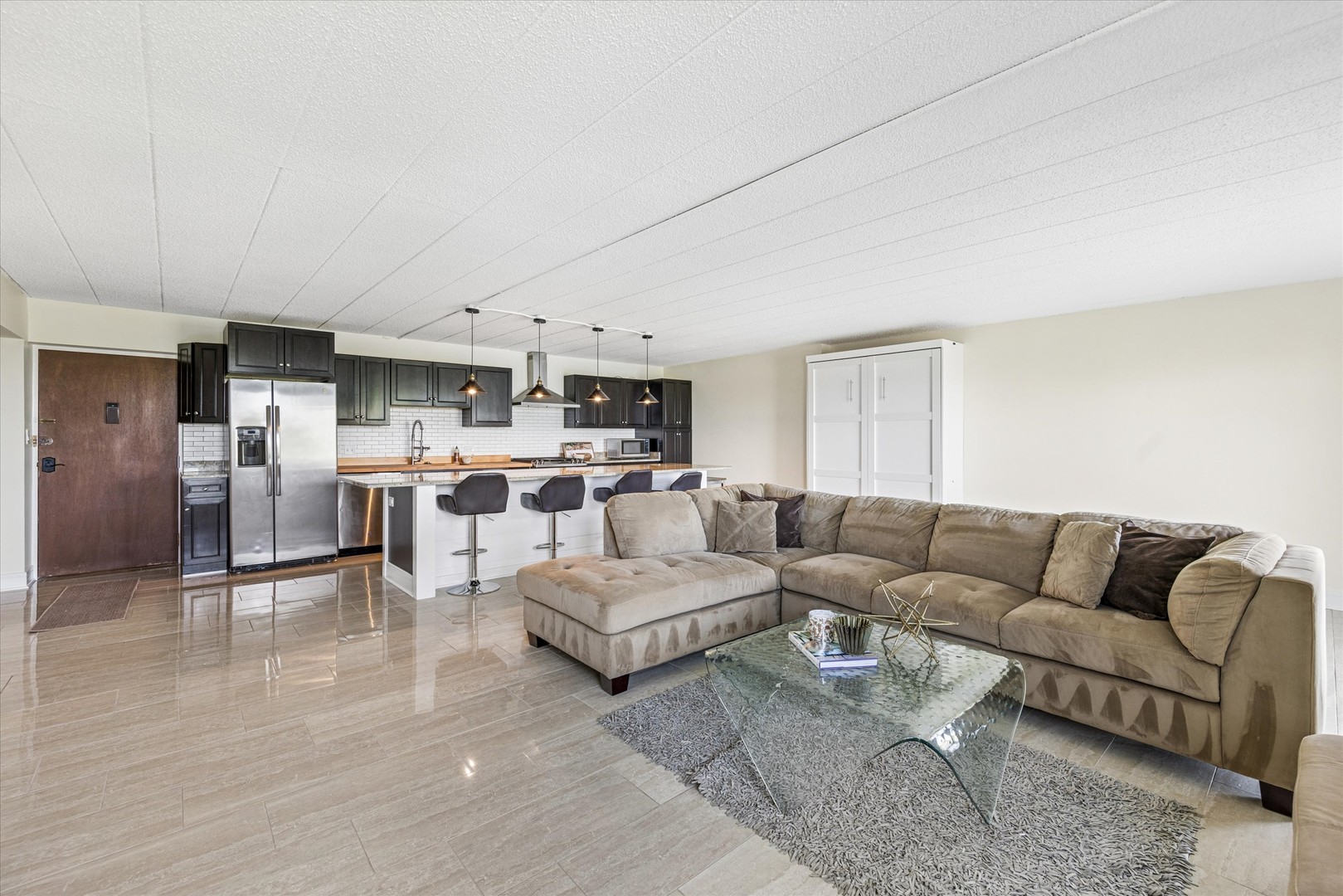 110 W Butterfield Road 510S