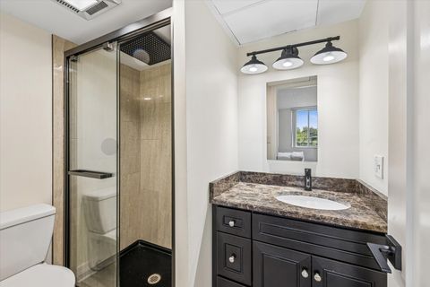 Tiny photo for 110 W Butterfield Road #510S, Elmhurst, IL 60126 (MLS # 12668271)