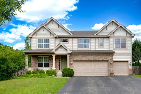 Photo of 385 POST OAK Circle, West Chicago, IL 60185 (MLS # 12679098)