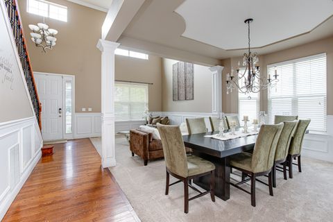 Tiny photo for 385 POST OAK Circle, West Chicago, IL 60185 (MLS # 12679098)