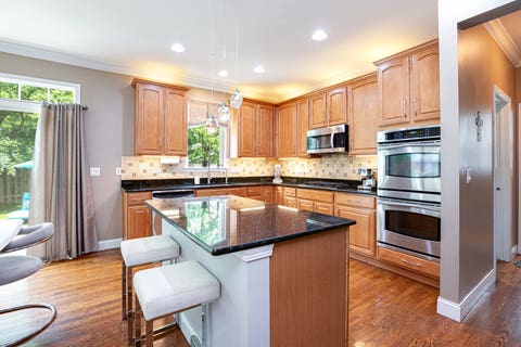 Tiny photo for 385 POST OAK Circle, West Chicago, IL 60185 (MLS # 12679098)