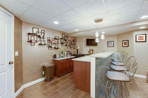 Tiny photo for 385 POST OAK Circle, West Chicago, IL 60185 (MLS # 12679098)