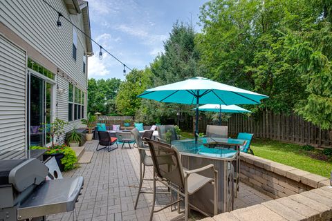 Tiny photo for 385 POST OAK Circle, West Chicago, IL 60185 (MLS # 12679098)