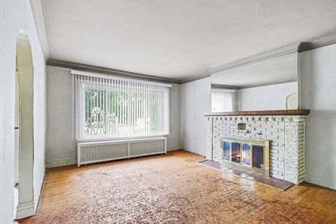 Tiny photo for 289 S Pick Avenue, Elmhurst, IL 60126 (MLS # 12649815)