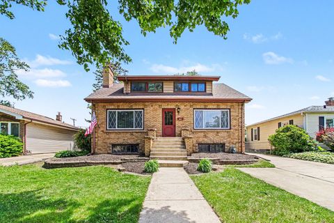 Photo of 289 S Pick Avenue, Elmhurst, IL 60126 (MLS # 12649815)