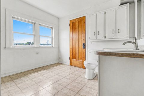 Tiny photo for 289 S Pick Avenue, Elmhurst, IL 60126 (MLS # 12649815)