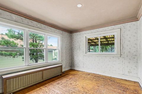 Tiny photo for 289 S Pick Avenue, Elmhurst, IL 60126 (MLS # 12649815)