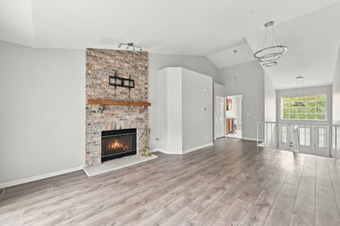 Tiny photo for 2651 S Cedar Glen Drive, Arlington Heights, IL 60005 (MLS # 12774890)