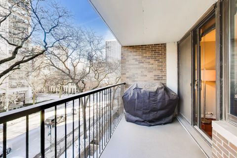 Tiny photo for 1555 N SANDBURG Terrace #406, Chicago, IL 60610 (MLS # 12588012)