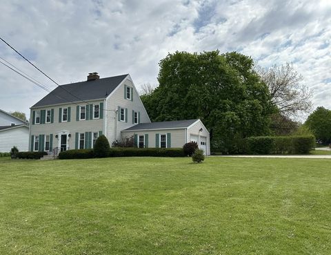Tiny photo for 253 Park Crest Drive, Freeport, IL 61032 (MLS # 12636210)