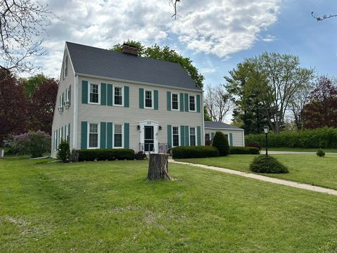Tiny photo for 253 Park Crest Drive, Freeport, IL 61032 (MLS # 12636210)