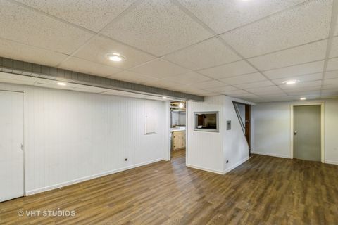 Tiny photo for 249 N Addison Road, Wood Dale, IL 60191 (MLS # 12424903)