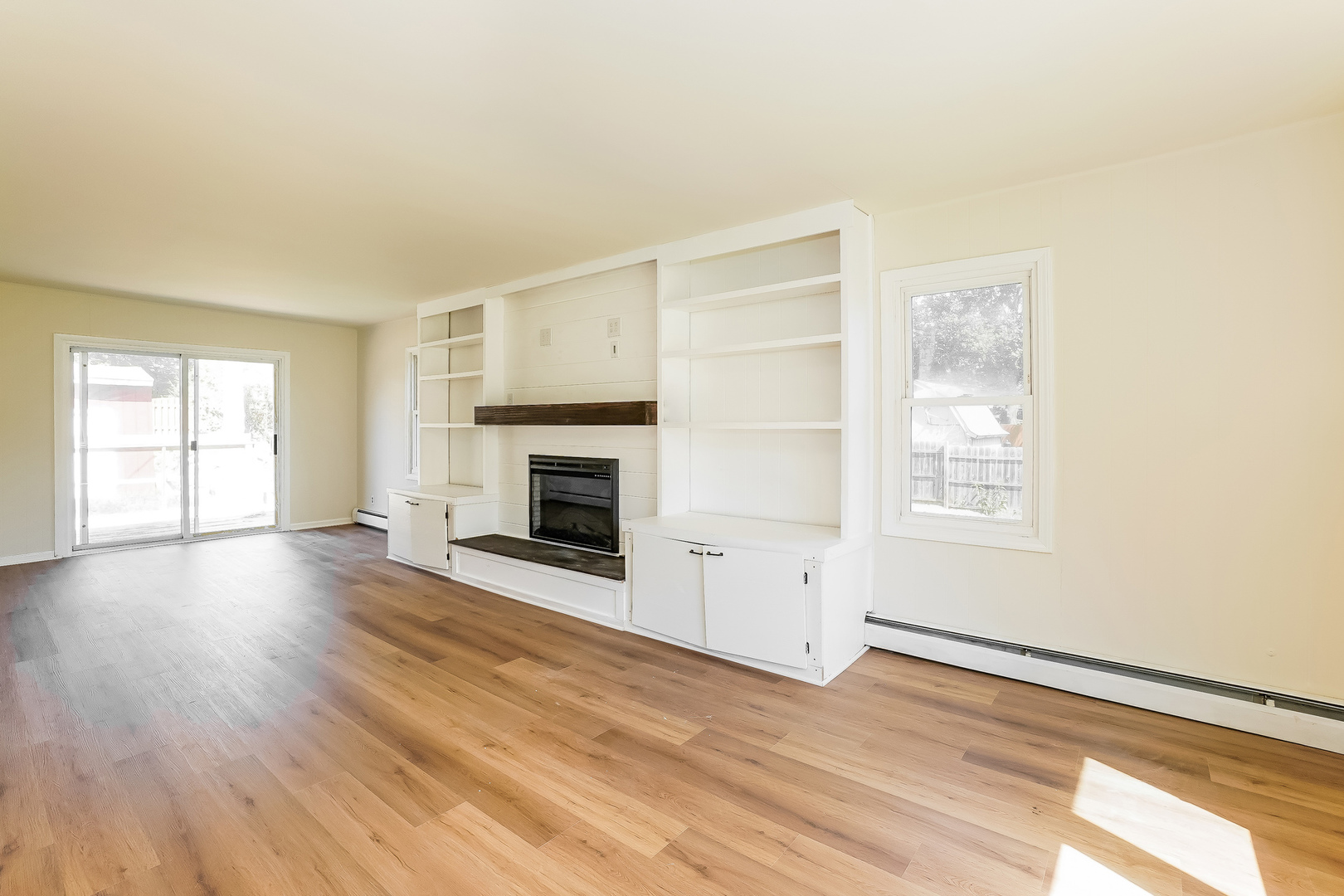 215 S Prairie Road SE